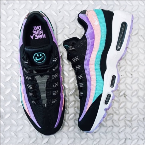 NWT Nike Air Max 95 Special Edition - Picture 2 of 8